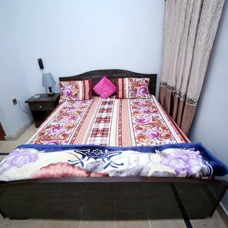 Season Inn Karachi Eksteriør billede