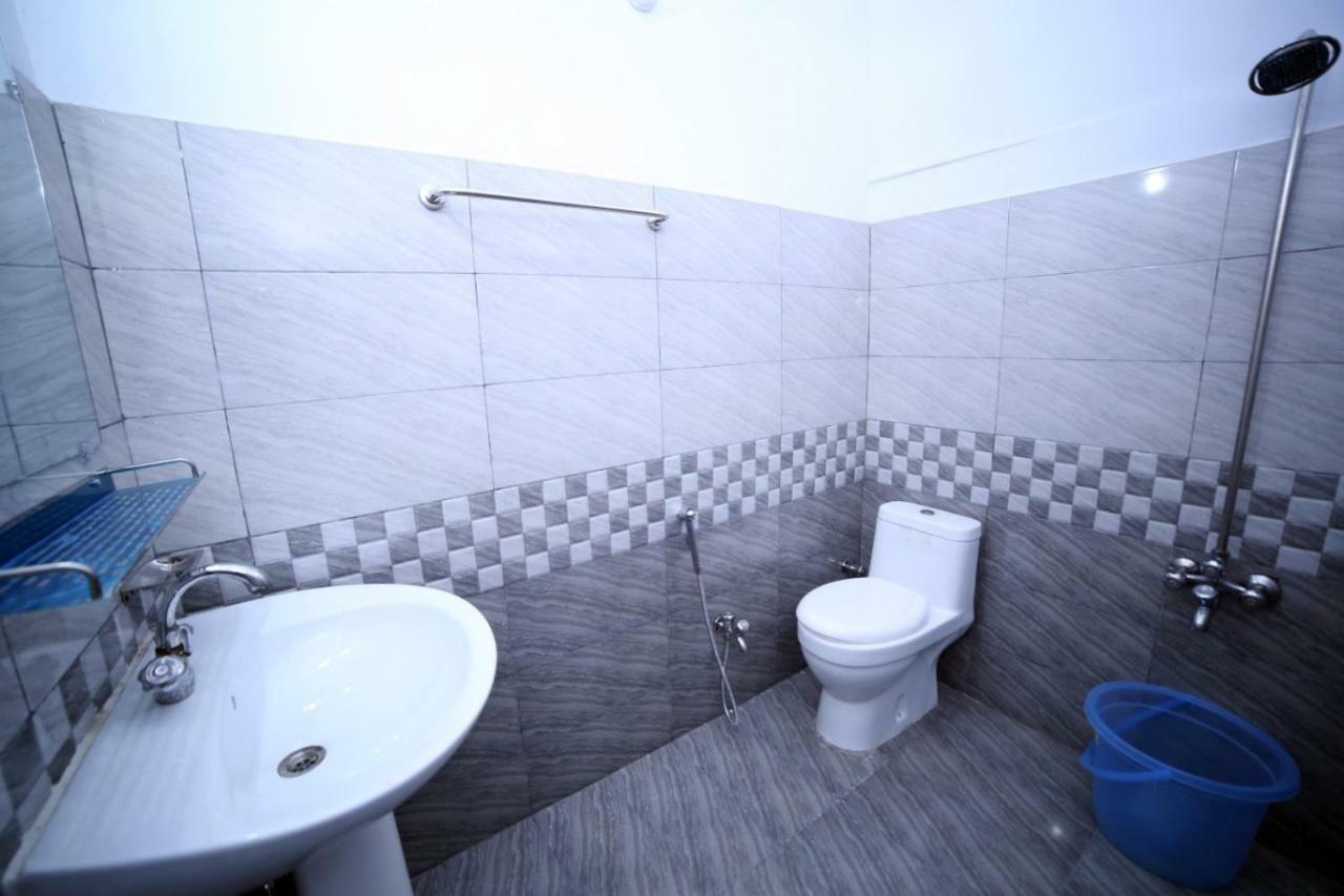 Season Inn Karachi Eksteriør billede